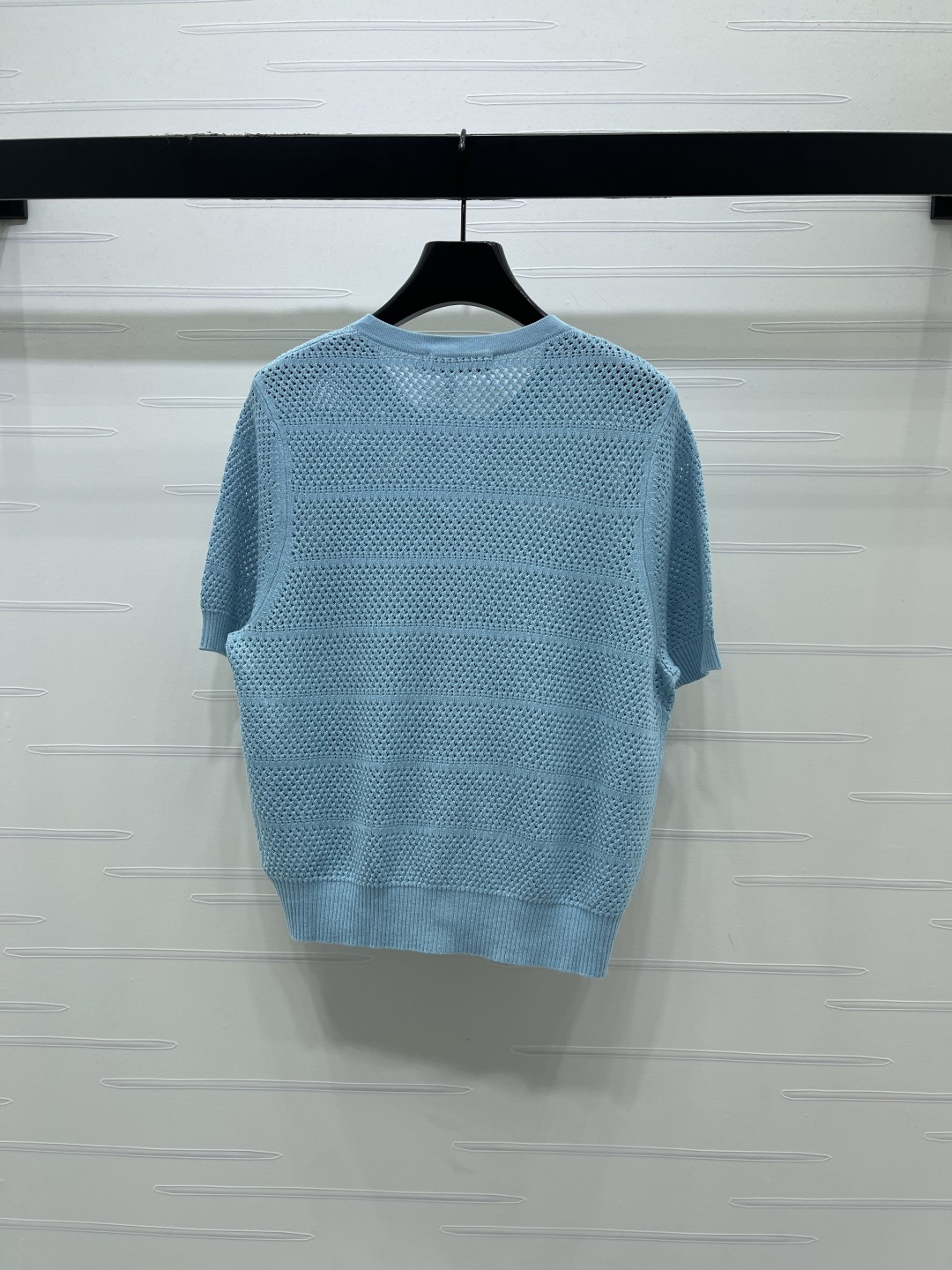 Women's short sleeves